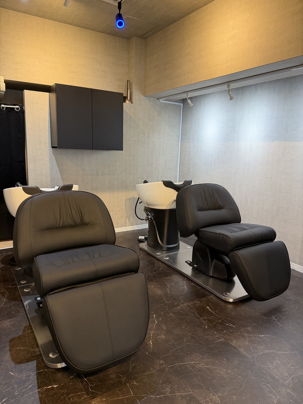 FABLE HAIR のシャンプーブース